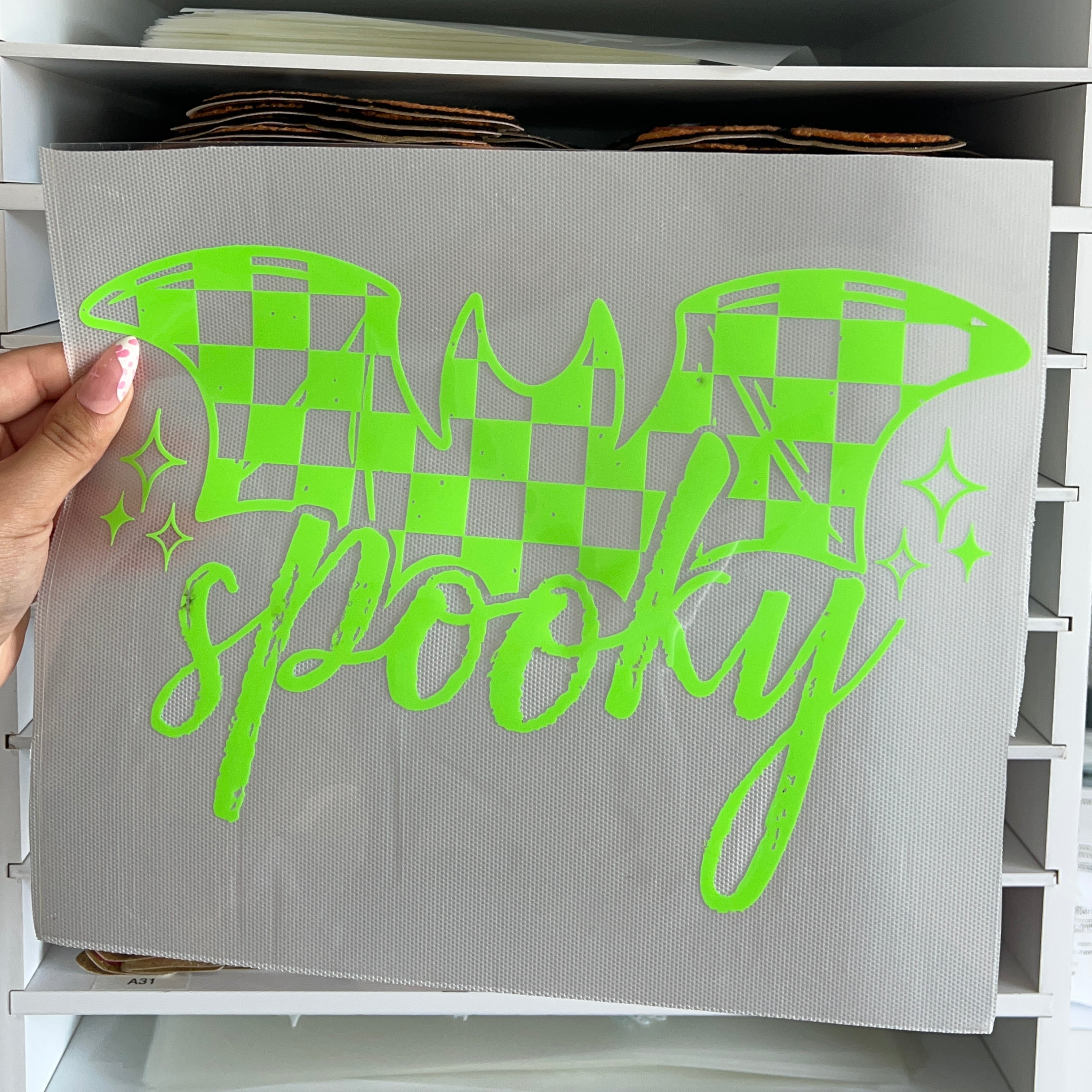 Spooky - Glow in the Dark Puff Transfer